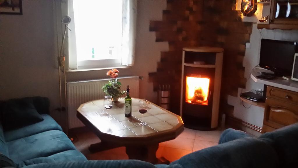 Spreewaldhaeuser Golinski Mit Kamin Am Neuendorfer See Alt Schadow Exteriér fotografie